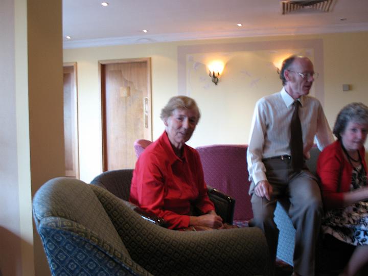 mi_sateve_IMG_0380.jpg - Jane Dalton, John and Sheila Dalton (MI)