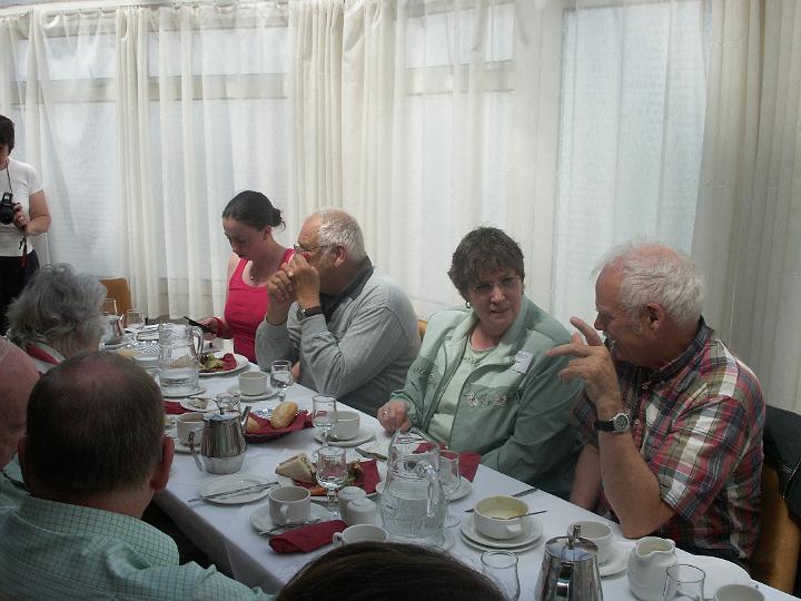 PICT0956.JPG - Katherine Engler, Tom Daulton, Carol Daulton, Mike Dalton (MD)