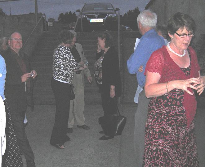 Thatch-Outside.jpg - Howard J Dalton, Collette Dalton, David & Karen Preston, Mike Dalton, Kate Dalton (CN)