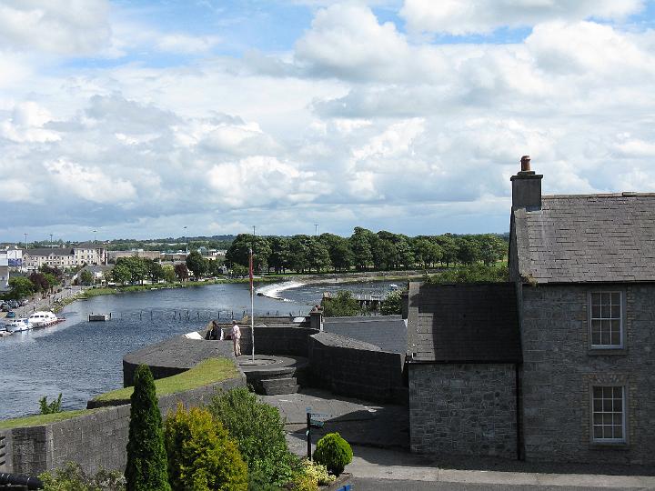 AthloneCastleRiver&Vicinity.jpg - Athlone Castle and the River Shannon (CN)