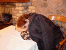 11_10_jillywarrenrestinghereyes.gif - Jilly Warren resting her eyes! (October 2008 Issue)