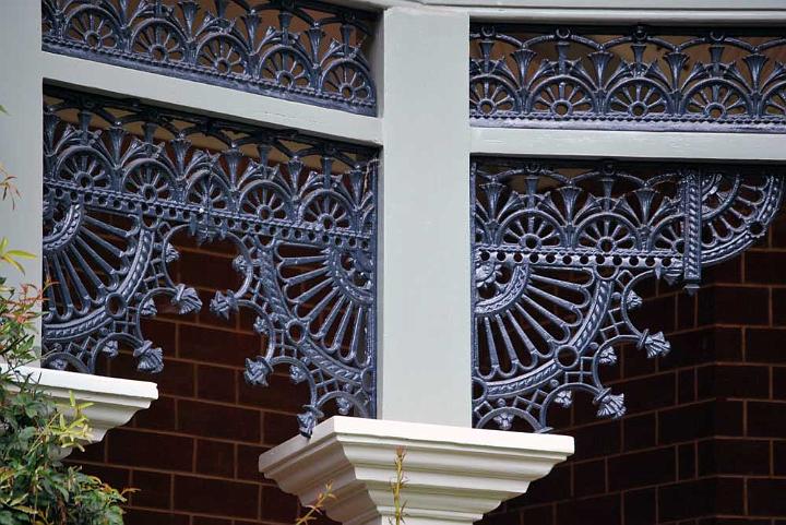 dp_sun_KangaroobieHouse7.jpg - A detail view of the ironwork that decorates the verandahs (DP)